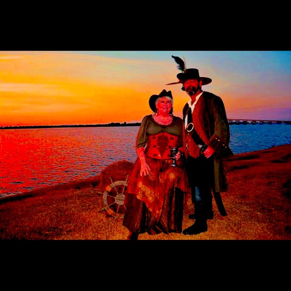 Meet your Posher, Jackie - Picture 1 of 1